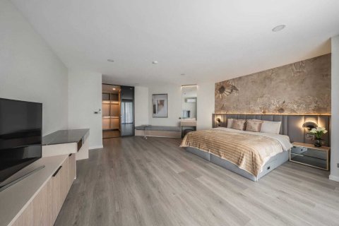 Кондоминиум с 3 спальнями в Бангне, Бангкок, Таиланд № 170476 - фото 11