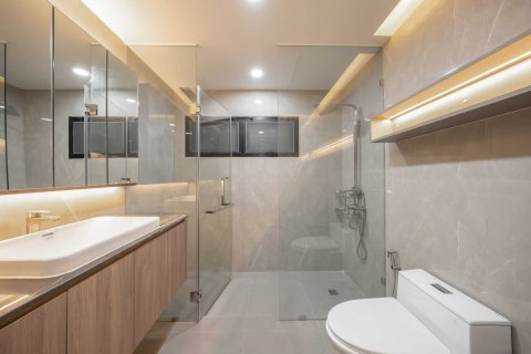 Кондоминиум с 3 спальнями в Бангне, Бангкок, Таиланд № 170476 - фото 6