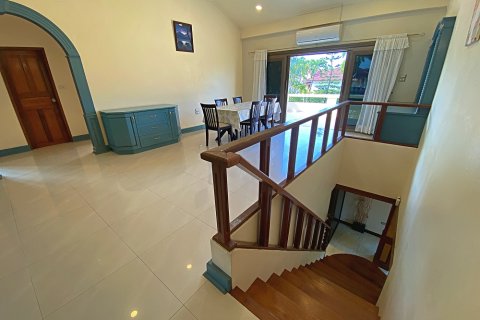 Villa in Hua Hin, Thailand 4 bedrooms № 168793 - photo 18