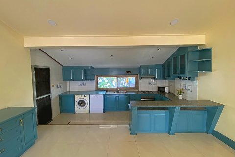 Villa in Hua Hin, Thailand 4 bedrooms № 168793 - photo 22