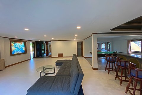 Villa in Hua Hin, Thailand 4 bedrooms № 168793 - photo 10