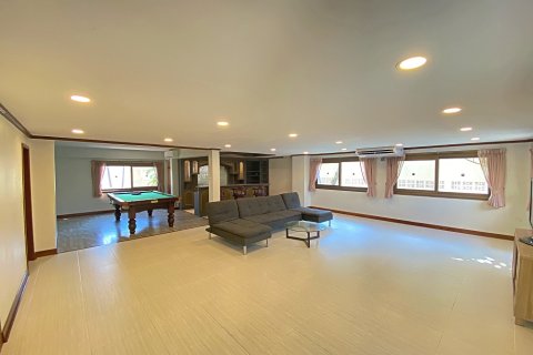 Villa in Hua Hin, Thailand 4 bedrooms № 168793 - photo 9