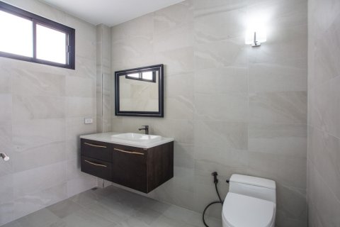 Villa in Hua Hin, Thailand 3 bedrooms № 168795 - photo 12
