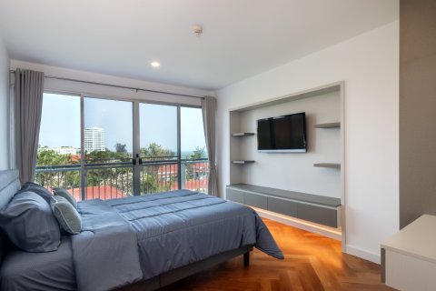 Condo in Hua Hin, Thailand, 3 bedrooms  № 168791 - photo 13