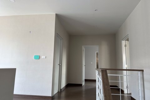 Дом в Тунг Кхру, Бангкок, Таиланд с 4 спальнями  № 167988 - фото 10