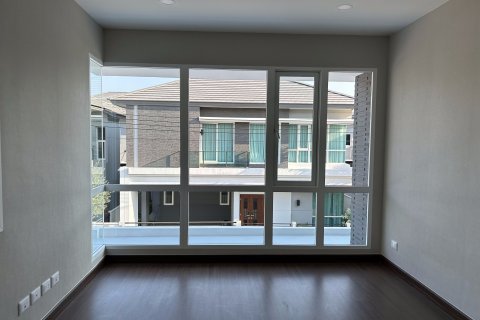 Дом в Тунг Кхру, Бангкок, Таиланд с 4 спальнями  № 167988 - фото 12