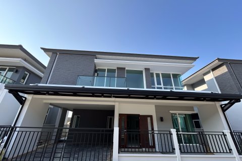 Дом в Тунг Кхру, Бангкок, Таиланд с 4 спальнями  № 167988 - фото 6