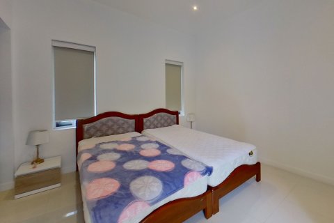 Villa in Hua Hin, Thailand 4 bedrooms № 167986 - photo 12