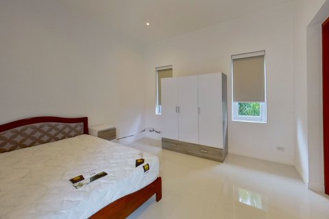 Villa in Hua Hin, Thailand 4 bedrooms № 167986 - photo 11
