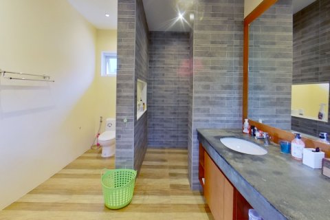 Villa in Hua Hin, Thailand 4 bedrooms № 167986 - photo 5
