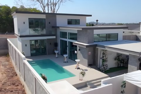 Villa in Pattaya, Thailand 3 bedrooms № 167051 - photo 19