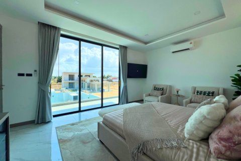 Villa in Pattaya, Thailand 3 bedrooms № 167051 - photo 13