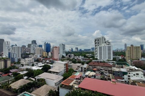 Кондоминиум с 1 спальней в Клонг Тоэй, Бангкок, Таиланд № 205726 - фото 2