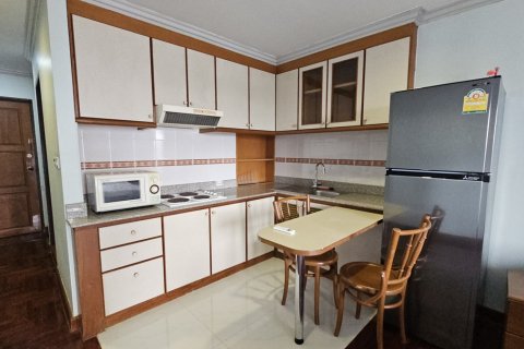 Condo à Khlong Toei, Bangkok, Thaïlande, 1 chambre  № 205727 - photo 5