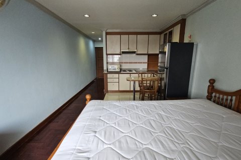 Condo à Khlong Toei, Bangkok, Thaïlande, 1 chambre  № 205727 - photo 3
