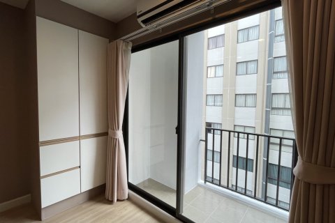 สตูดิโอในคอนโดมิเนียมในคลองเตย, กรุงเทพฯ, ประเทศไทย № 205725 - รูปถ่าย 7