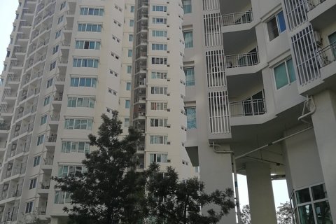 Condo à Huai Khwang, Bangkok, Thaïlande, 1 chambre № 200591 - photo 9
