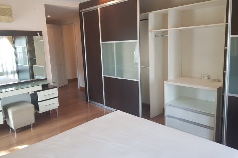 Condo à Watthana, Bangkok, Thaïlande, 3 chambres № 200595 - photo 7