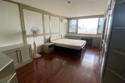 Condo à Watthana, Bangkok, Thaïlande, 3 chambres № 200590 - photo 23