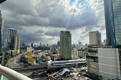 Condo in Watthana, Bangkok, Thailand, 2 bedrooms № 201006 - photo 7