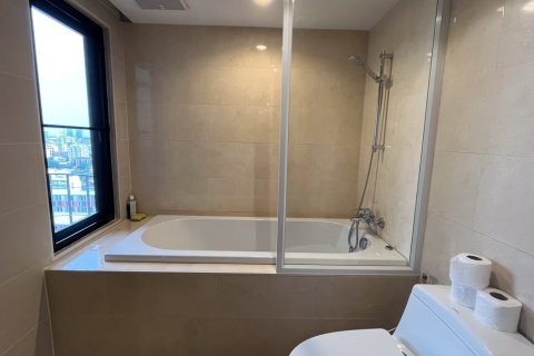 Condo in Watthana, Bangkok, Thailand, 3 bedrooms  № 201007 - photo 8