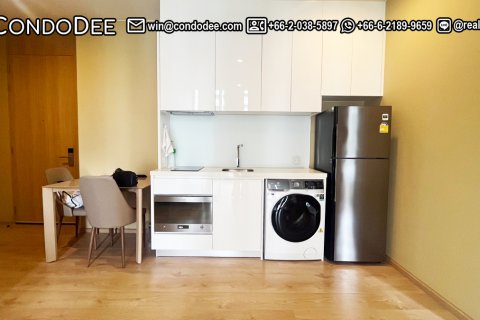 Condo in Watthana, Bangkok, Thailand, 1 bedroom № 201004 - photo 10