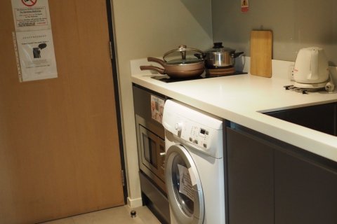 Studio in the Condo in Khlong Toei, Bangkok, Thailand  № 153280 - photo 4