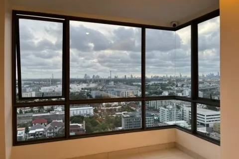 Studio dans le Condo à Phra Khanong, Bangkok, Thaïlande  № 153279 - photo 14