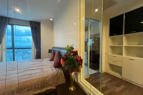 Studio dans le Condo à Phra Khanong, Bangkok, Thaïlande  № 153279 - photo 9