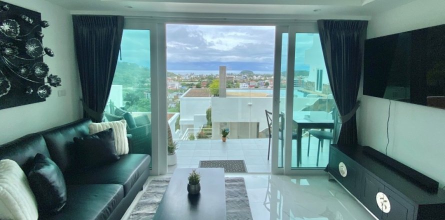 Condo in Kata, Thailand, 1 bedroom  № 179211