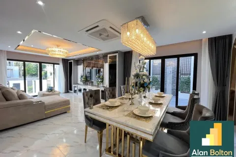 Casa de 4 dormitorios en Pattaya, Tailandia № 211421 - foto 10