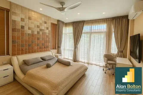 Casa de 4 dormitorios en Pattaya, Tailandia № 211426 - foto 14