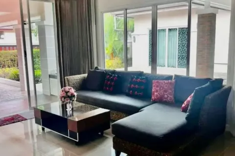 Casa de 3 dormitorios en Pattaya, Tailandia № 211424 - foto 9