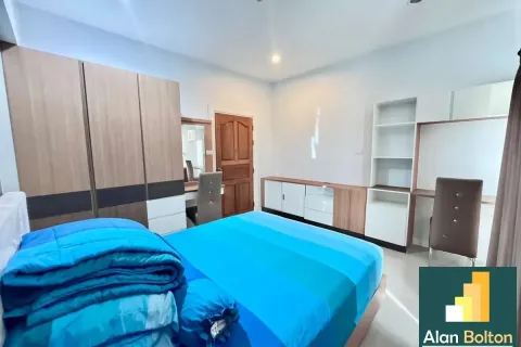 Casa de 3 dormitorios en Pattaya, Tailandia № 211424 - foto 16