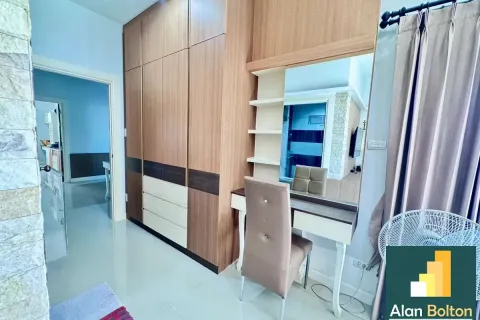 Casa de 3 dormitorios en Pattaya, Tailandia № 211424 - foto 12
