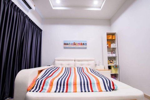 Villa in Pattaya, Thailand 4 Schlafzimmer № 160190 - Foto 19