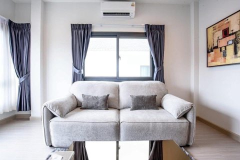 Villa in Pattaya, Thailand 4 bedrooms № 160190 - photo 8