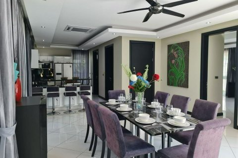 Вилла в Паттайе, Таиланд с 5 спальнями  № 170340 - фото 11