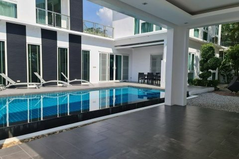 Вилла в Паттайе, Таиланд с 5 спальнями  № 170340 - фото 5