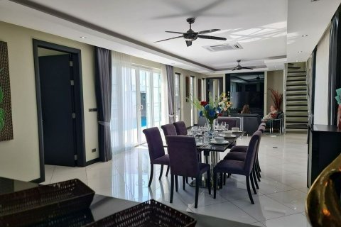 Вилла в Паттайе, Таиланд с 5 спальнями  № 170340 - фото 8