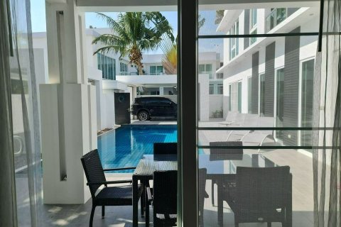 Вилла в Паттайе, Таиланд с 5 спальнями  № 170340 - фото 14