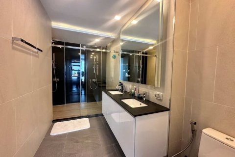 Condo in Pattaya, Thailand, 3 bedrooms № 154024 - photo 11