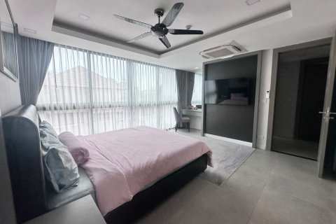 Condo in Pattaya, Thailand, 3 bedrooms № 154024 - photo 7
