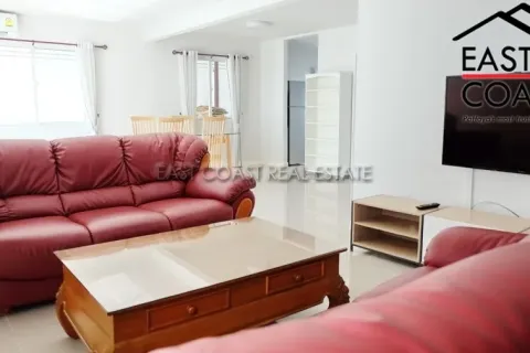 Casa de 3 dormitorios en Pattaya, Tailandia № 213188 - foto 4