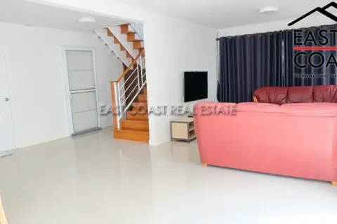 Casa de 3 dormitorios en Pattaya, Tailandia № 213188 - foto 3