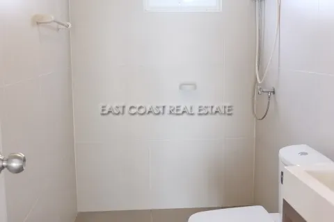 Casa de 3 dormitorios en Pattaya, Tailandia № 213188 - foto 8