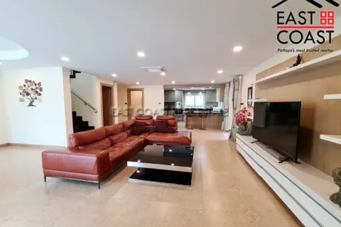 Casa de 4 dormitorios en Pattaya, Tailandia № 213191 - foto 13