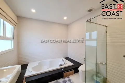 Casa de 4 dormitorios en Pattaya, Tailandia № 213191 - foto 25