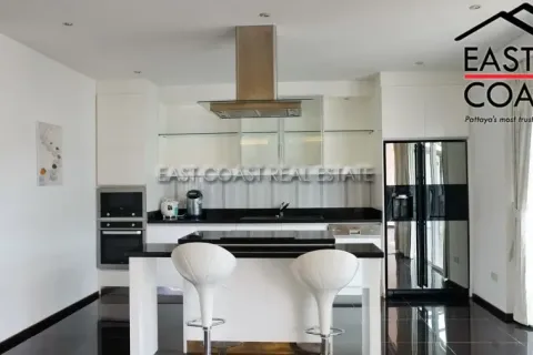 Casa de 3 dormitorios en Pattaya, Tailandia № 213189 - foto 12