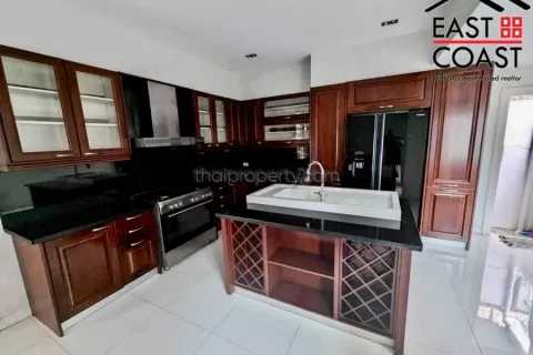 Casa de 2 dormitorios en Pattaya, Tailandia № 213186 - foto 6